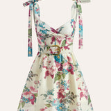 Şık Çiçekli İp Askılı Kemerli Elbise ile Zahmetsiz Zarafet