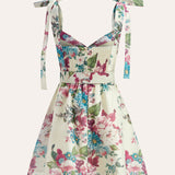 Şık Çiçekli İp Askılı Kemerli Elbise ile Zahmetsiz Zarafet