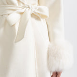 Kürk Manşetli ve 3D Çiçek İşlemeli Kaban