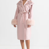 Kürk Manşetli ve 3D Çiçek İşlemeli Kaban