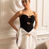 Büyük Boy Kontrast Etekli Fiyonklu Kolsuz Fit Elbise