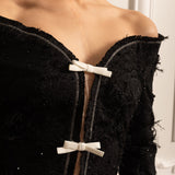 Beyaz Fiyonklu Dokulu Omuz Açık Kordon Set