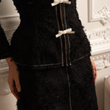 Beyaz Fiyonklu Dokulu Omuz Açık Kordon Set