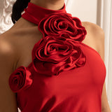 3 Boyutlu Güllü ve Yandan Yırtmaçlı Elbise - Kırmızı