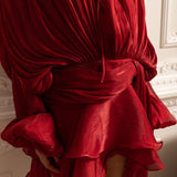 Drapeli Uzun Kollu, Mini Etekli ve Büzgülü Bel Detaylı Elbise – Kırmızı