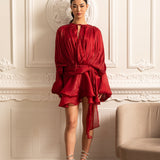 Drapeli Uzun Kollu, Mini Etekli ve Büzgülü Bel Detaylı Elbise – Kırmızı