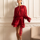 Drapeli Uzun Kollu, Mini Etekli ve Büzgülü Bel Detaylı Elbise – Kırmızı