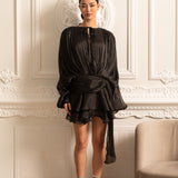 Drapeli Uzun Kollu, Mini Etekli ve Büzgülü Bel Detaylı Elbise – Siyah