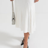 Beyaz Ribana Dokulu Uzun Kollu Elbise