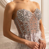 Lüks Tüy Süslemeli Payetli Straplez Elbise