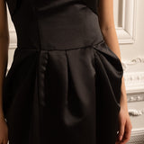 Dantelli Göğüs Detaylı Straplez Midi Elbise