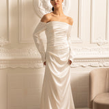 Dantelli Tasarımlı ve Drapeli Etekli Omuzları Açık Saten Elbise - Beyaz