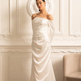 Dantelli Tasarımlı ve Drapeli Etekli Omuzları Açık Saten Elbise - Beyaz