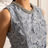 Işıltılı Yakalı Çiçek Desenli Dantel Mini Elbise