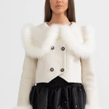 Beyaz Çift Düğmeli Kısa Ceket