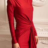 Uzun Kollu, Yandan Dökümlü ve Bükümlü Bel Detaylı Saten Elbise - Kırmızı