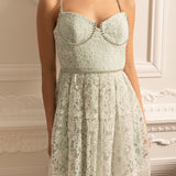 Dantel Çiçek Desenli ve Işıltılı Detaylara Sahip Mini Elbise