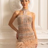 Boncuk ve Kristal Süslemeli Zarif Boyundan Bağlamalı Elbise – Bej