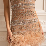 Boncuk ve Kristal Süslemeli Zarif Boyundan Bağlamalı Elbise – Bej