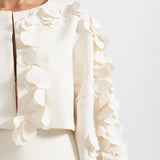 Petal Süslemeli İki Parçalı Takım