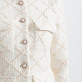 Altın Düğmeli Dokulu Ceket ve Eşleşen Şort