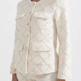 Altın Düğmeli Dokulu Ceket ve Eşleşen Şort