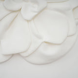 Flora Elegance Beyaz 3D Çiçek Detaylı Straplez Bluz