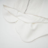 Flora Elegance Beyaz 3D Çiçek Detaylı Straplez Bluz