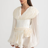 Korse Stili Gövdeli, Fırfır Etekli ve Kabarık Kollu Elbise