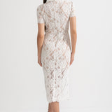 Eşleşen Bel Kemerli Zarif Kısa Kollu Dantel Elbise