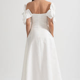 Büyük Kumaş Çiçek Desenli Omuzları Açık Midi Elbise - Beyaz