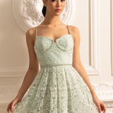 Dantel Çiçek Desenli ve Işıltılı Detaylara Sahip Mini Elbise