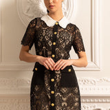 Kısa Kollu ve Kontrast Yakalı Çiçek Desenli Dantel Elbise - Siyah