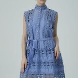 Kolsuz Mavi Dantel Elbise