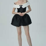 Beyaz Omuzları Açık Yakalı Siyah Saten Mini Elbise