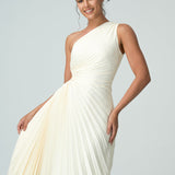 Olivia asimetrik omuzları açık pilili elbise