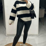 Örme Yuvarlak Yaka Kazak