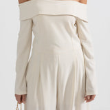 Sırt Fiyonk Detaylı Omuzları Açık Tulum