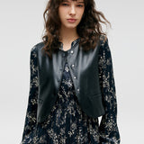 Çevre Dostu Kürk Yelek ve Çiçek Desenli Elbise İkili Takım