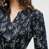 Çevre Dostu Kürk Yelek ve Çiçek Desenli Elbise İkili Takım