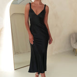 Bethanie Yumuşak Saten Maksi Elbise | Siyah