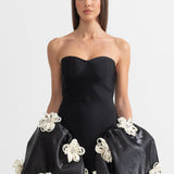 3D Gümüş Çiçek Süslemeli Zarif Mini Elbise