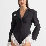 Beyaz Dantel Süslemeli Zarif Blazer Bodysuit