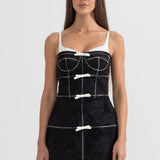 Tüy Benzeri Desenli Kumaşlı Mini Elbise