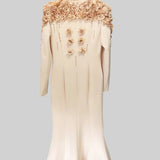 3D Kontrast Çiçekli Omuz ve Sırt Aksesuarlı Uzun Palto - Şeftali