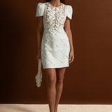 Kapitone Etekli Mini Elbise – Beyaz