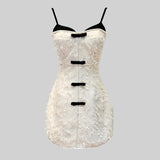 Tüy Benzeri Desenli Kumaşlı Mini Elbise